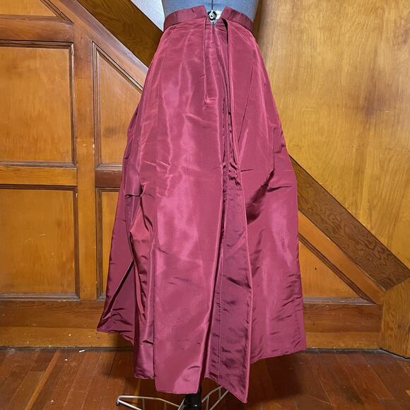 Tibi - Women's Silk Burgundy Pleated Midi Skirt - Size 10 - Pre-owned - Picture 4 of 9